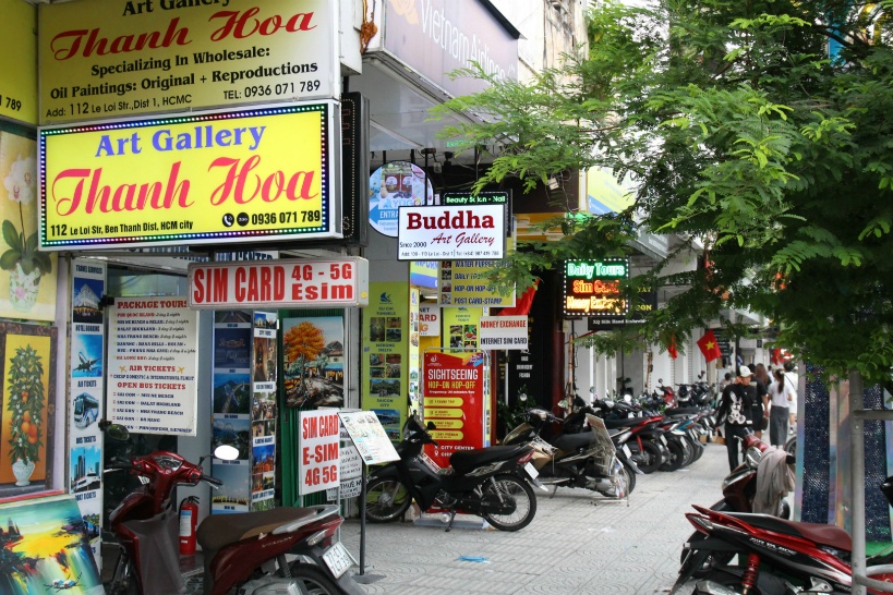 ホーチミンのお土産屋さん探しにおすすめのレロイ通り