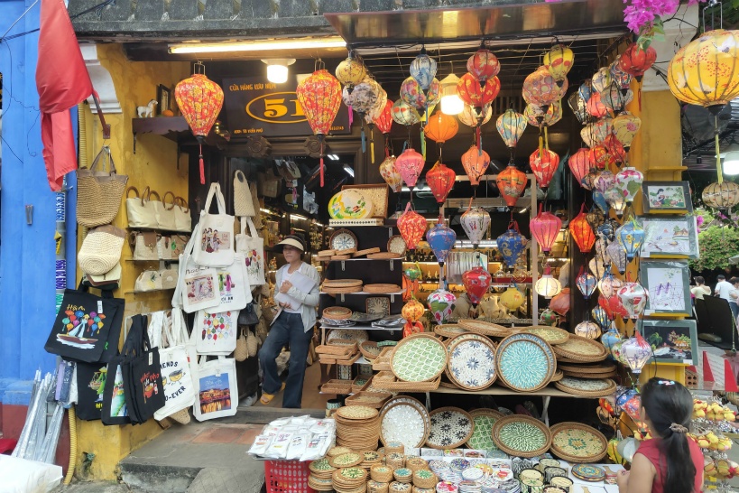 ホイアンならお土産はどこで買う?